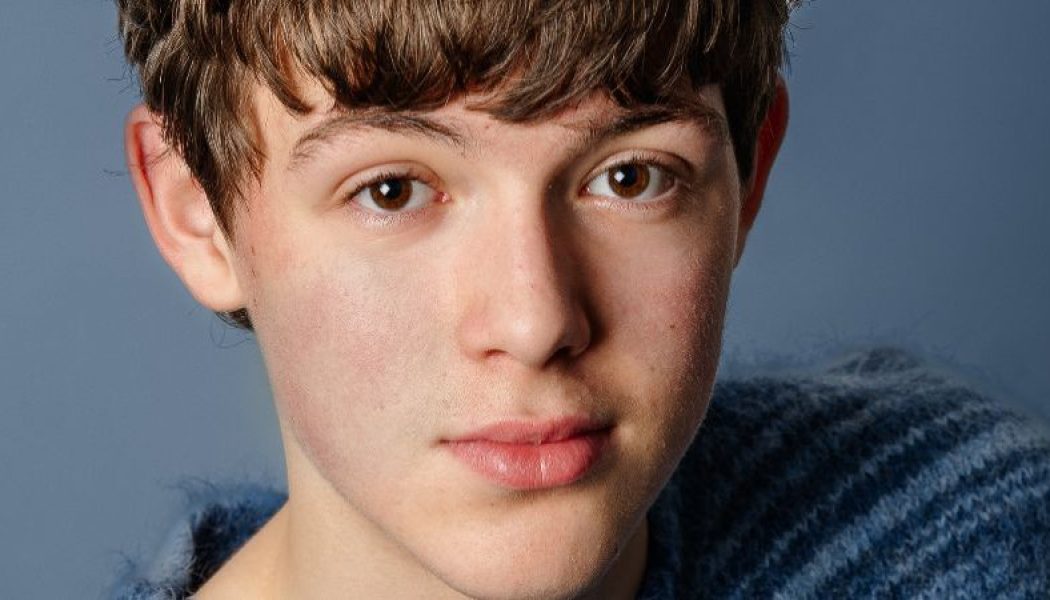ACTING WITH OLIVER SAVELL (AGES- 12-16)