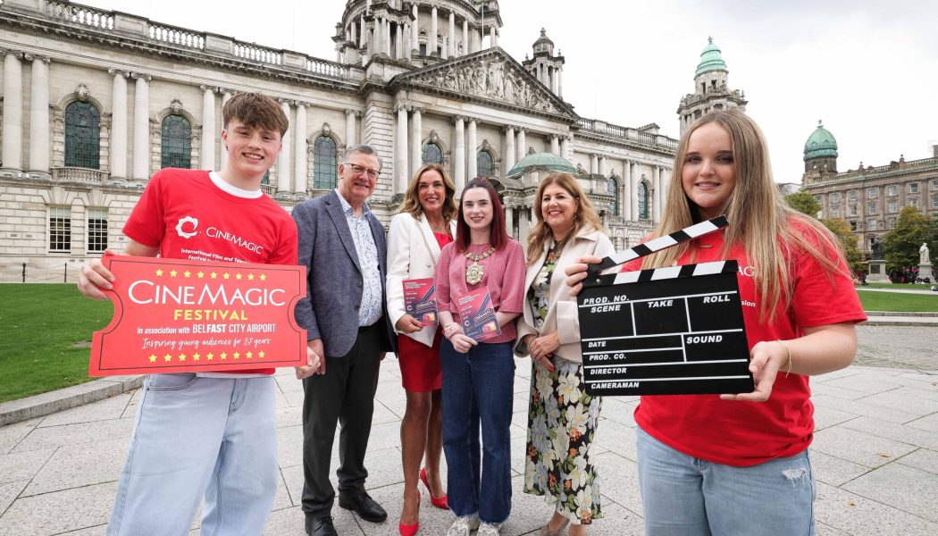 PEYE 220926KB2 0390 Joshua Robinson, Bernard McCloskey, Joan Burney Keatings, Lord Mayor Rois Maire Donnelly, Michelle Hatfield, Savanna Burney Keatings